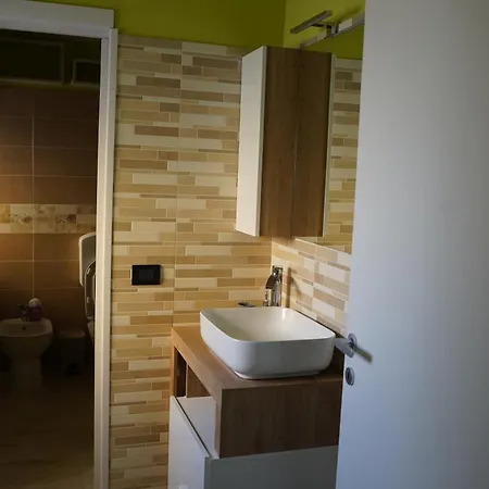 La Torretta Vakantiehuis Lanzo dʼIntelvi