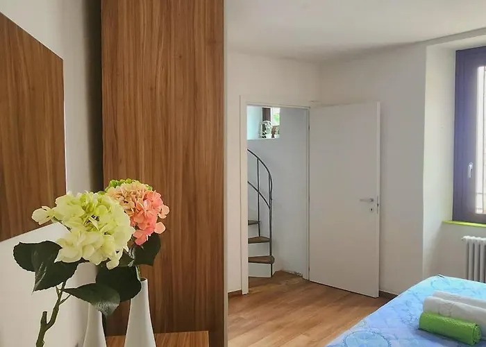 La Torretta Lanzo dʼIntelvi